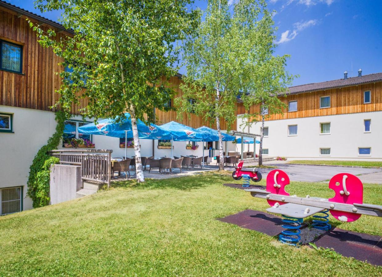 JUFA Hotel Bad Aussee Buitenkant foto