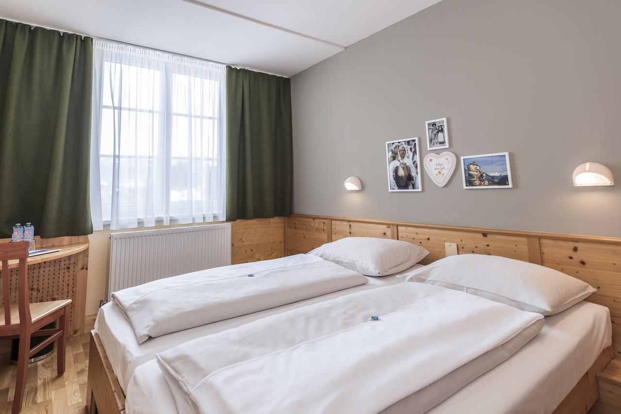 JUFA Hotel Bad Aussee Buitenkant foto